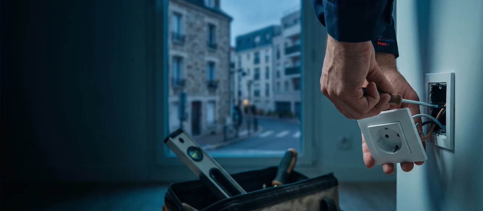 Électricien Pierrelaye - prise de courant, intervention rapide